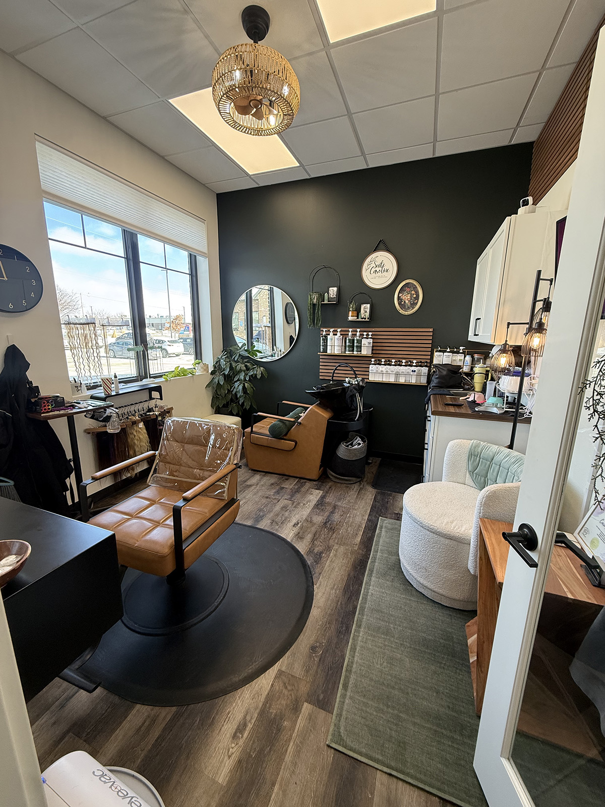 Inside Emerald Salon & Suites, Hiawatha Iowa